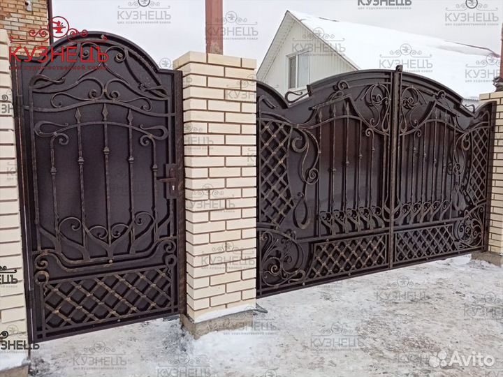 Ворота распашные кованные