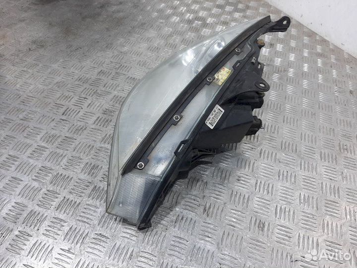 Фара Ford Focus 1 (1998-2004)