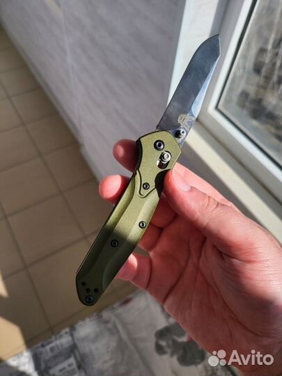 Нож складной Benchmade Osborn