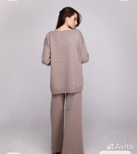 Костюм женский теплый 46 48