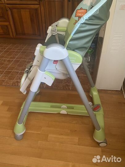 Кресло для кормления peg perego