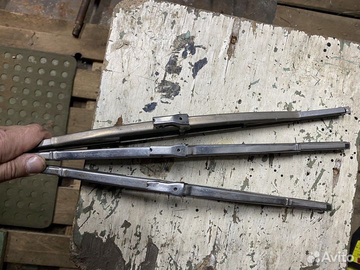 Щетки дворников хромированные