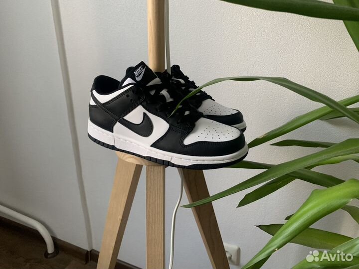 Nike Dunk Low Black White Panda