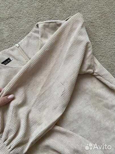 Женское платье 44