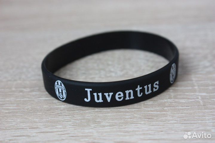 Браслеты футбольных клубов