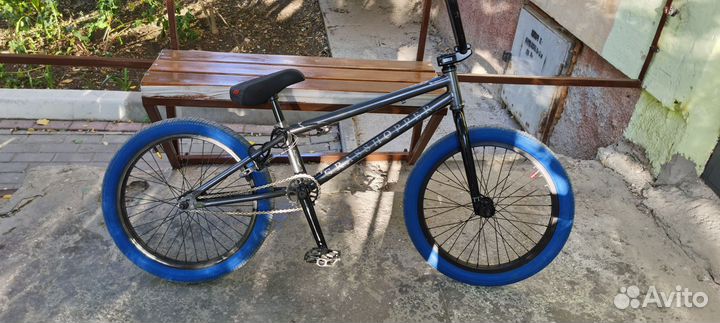 Трюковой велосипед bmx