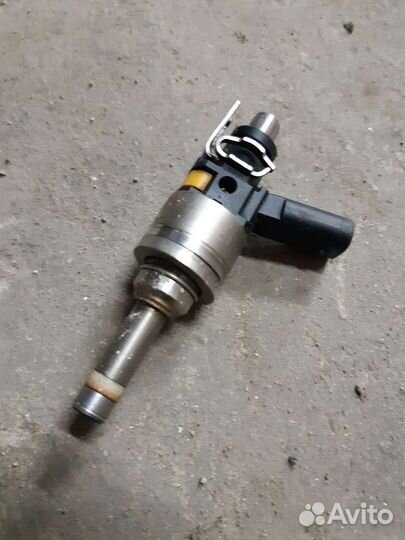 Форсунка мерседес w212 m271