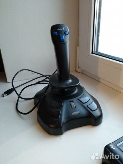 Джойстик Genius MaxFighter F-17 цвет чёрный