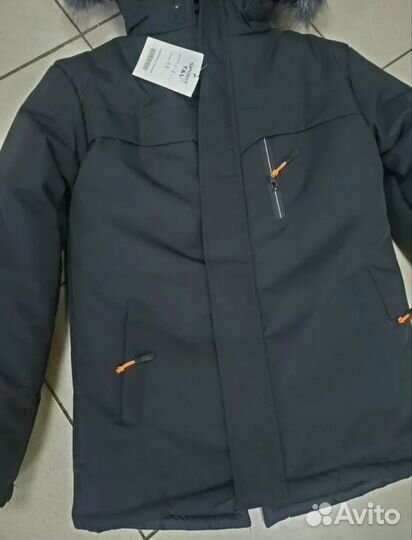 Зимняя куртка, парка, пуховик. На рост 158