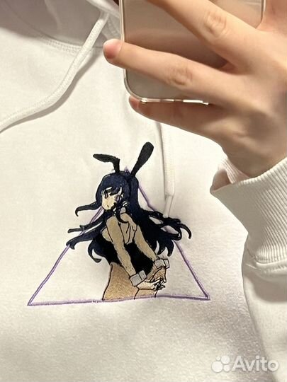 Худи белое с вышивкой Девочка-зайка из аниме