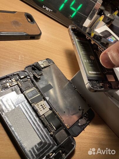 Телефон iPhone 5s