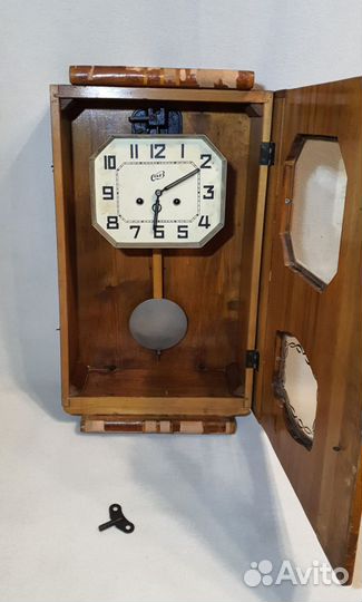 Настенные часы. очз