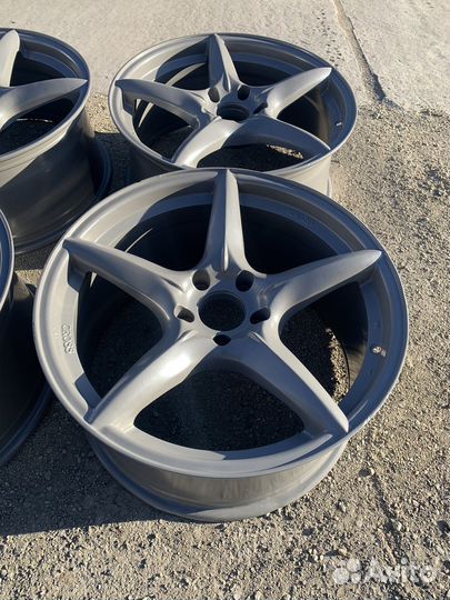 Продам диски Armani Cross r19 5-120