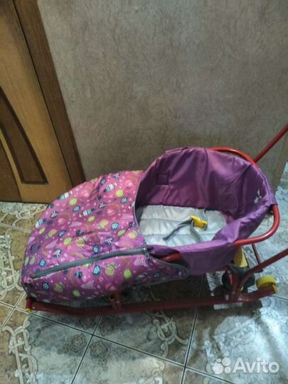 Санки с выдвижными колесами