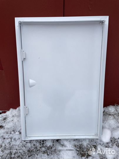 Люк металлический сантехнический