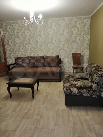 2-к. квартира, 60 м², 1/9 эт.