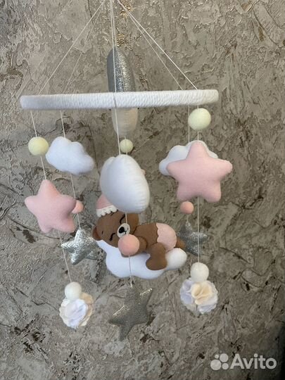 Мобиль в кроватку музыкальный