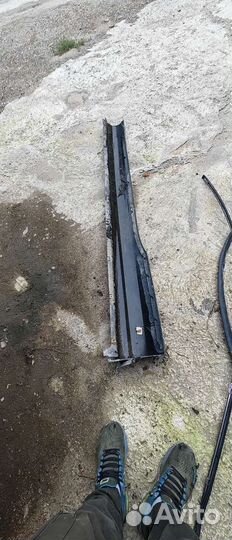 Накладка наружняя порога на Митсубиси эклипс 3