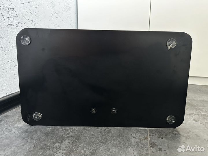 Настольная подставка под телевизор