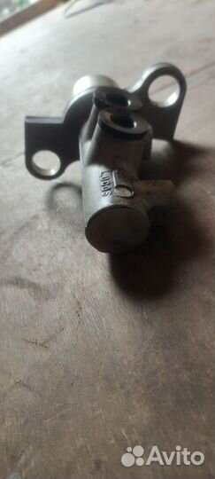 Главный тормозной цилиндр на Фольксваген Пассат B5