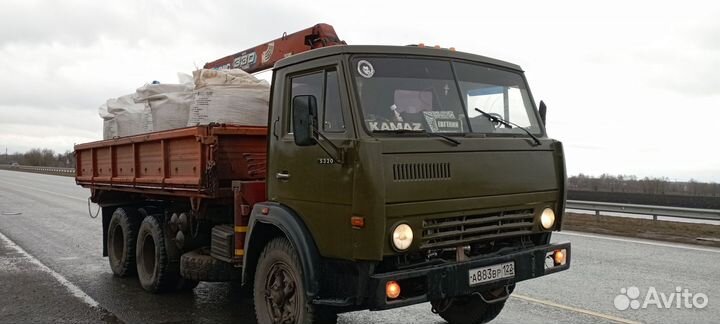 Кран манипулятор-самосвал