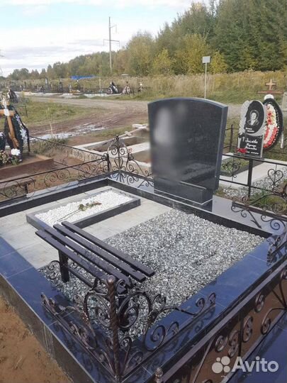 Изготовление памятников, благоустройство участка