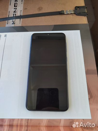 Samsung Galaxy A10, 4/32 ГБ
