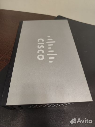 Коммутатор Cisco SF100-24 v2