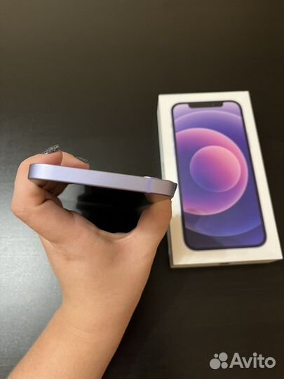 iPhone 12, 64 ГБ