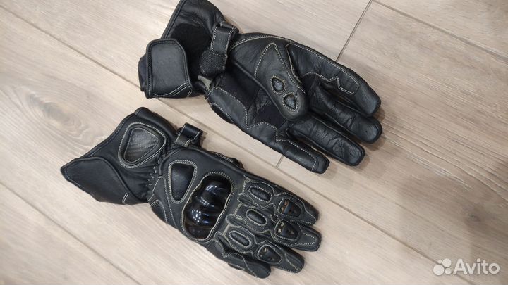 Мотоперчатки