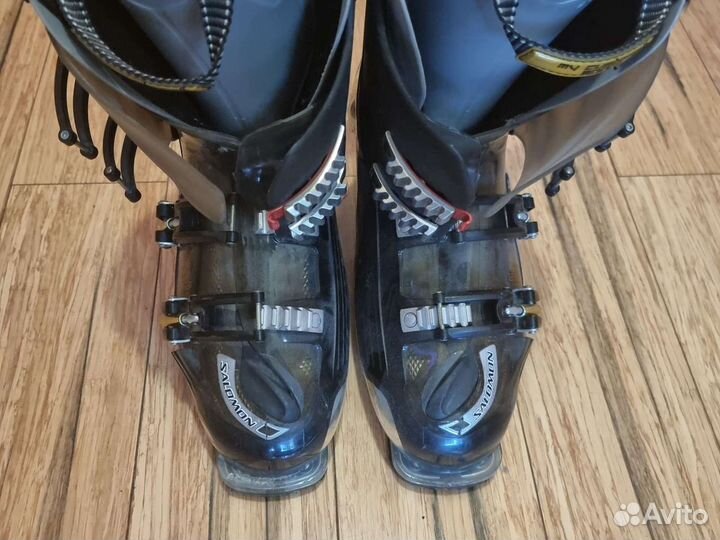 Горнолыжные ботинки