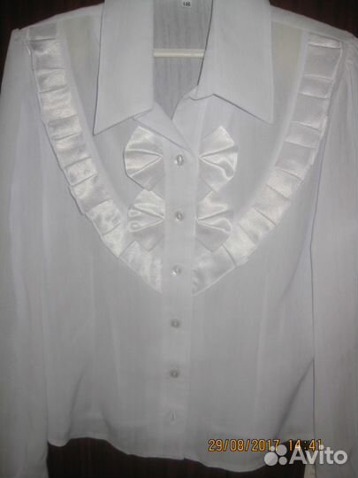 Школьные белые блузки на девочек новые