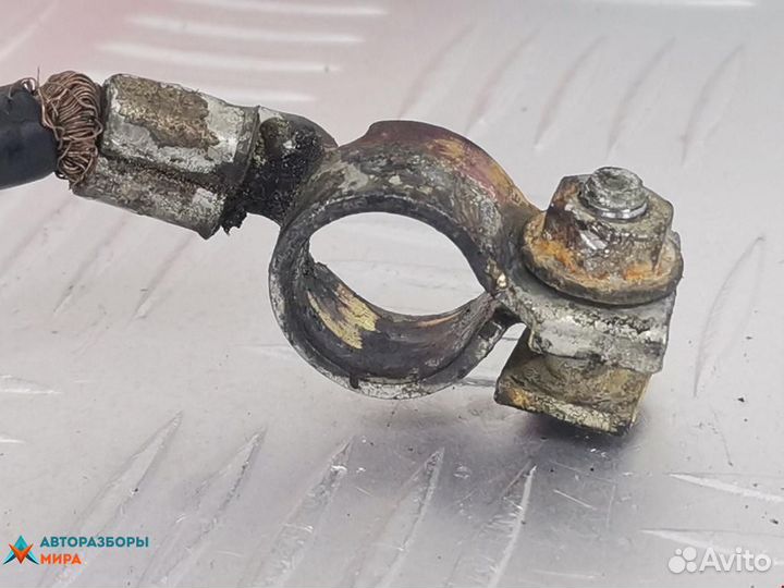 Клемма аккумулятора минус Ford Mondeo 2 1997