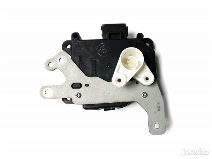 Мотор заслонки отопителя Suzuki б/у оригин Япония