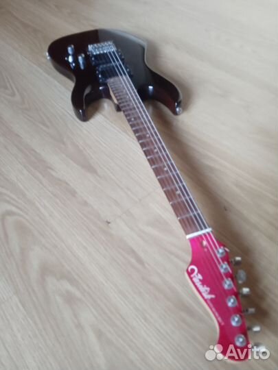 Электрогитара с комбоусилителем vox