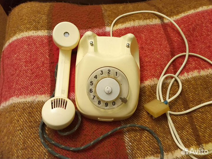 Стационарный телефон