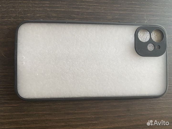 Чехол на iPhone 11