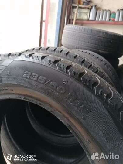 Viatti Bosco S/T V-526 235/60 R18