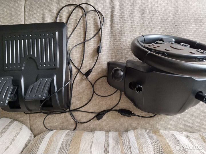 Игровой руль для PS4