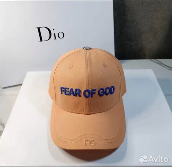 Кепка новая женская