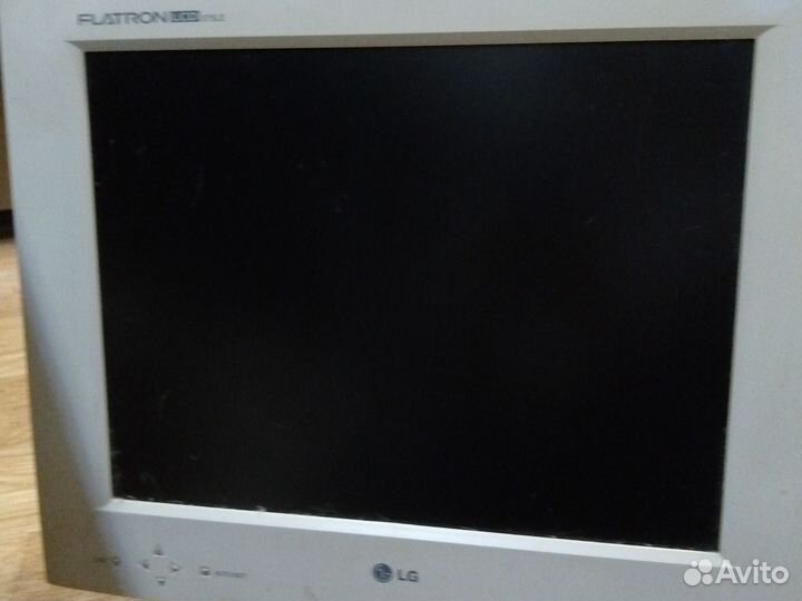 Монитор LG