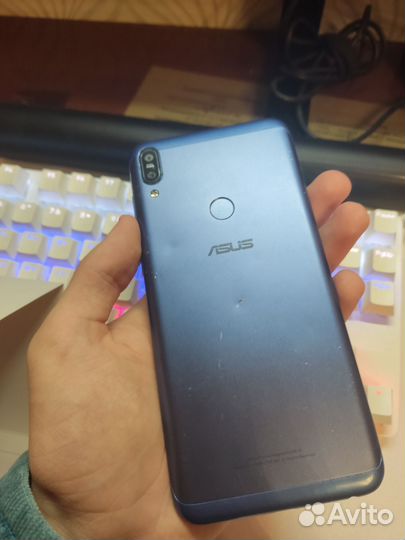 ASUS ZenFone Max Pro M1 ZB602KL, 4/64 ГБ