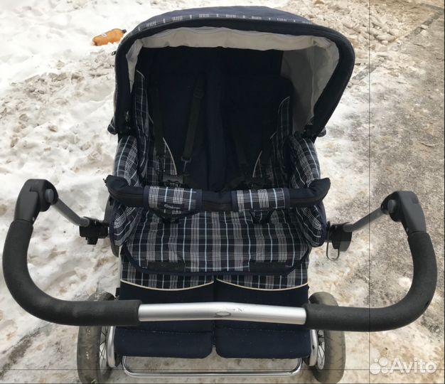 Коляска для двойни Emmaljunga Twin City Cross