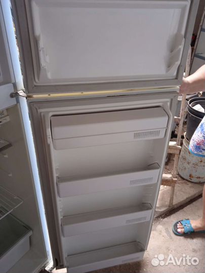 Холодильник бу