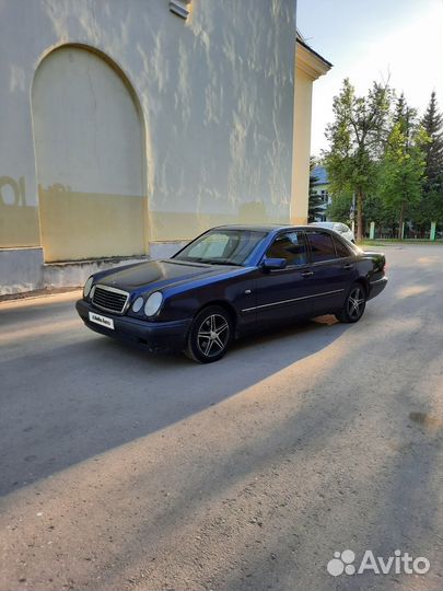 Mercedes-Benz E-класс 2.4 AT, 1998, 420 000 км