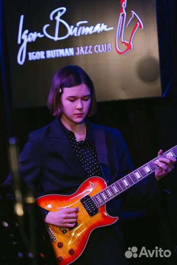 Уроки игры на гитаре (электрогитара, акустика)