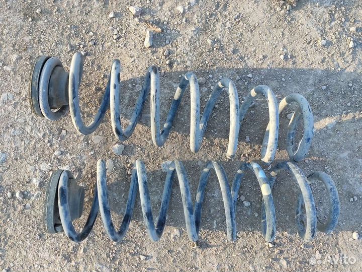 Задние пружины Шкода фабиа 1 2