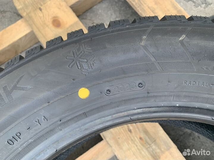 Triangle PL01 205/60 R16