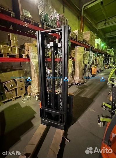 Штабелер самоходный TOR cddr15-III