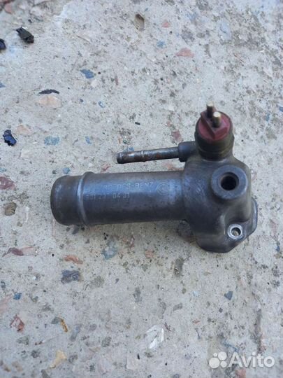 Патрубок головки блока ом 601, 603